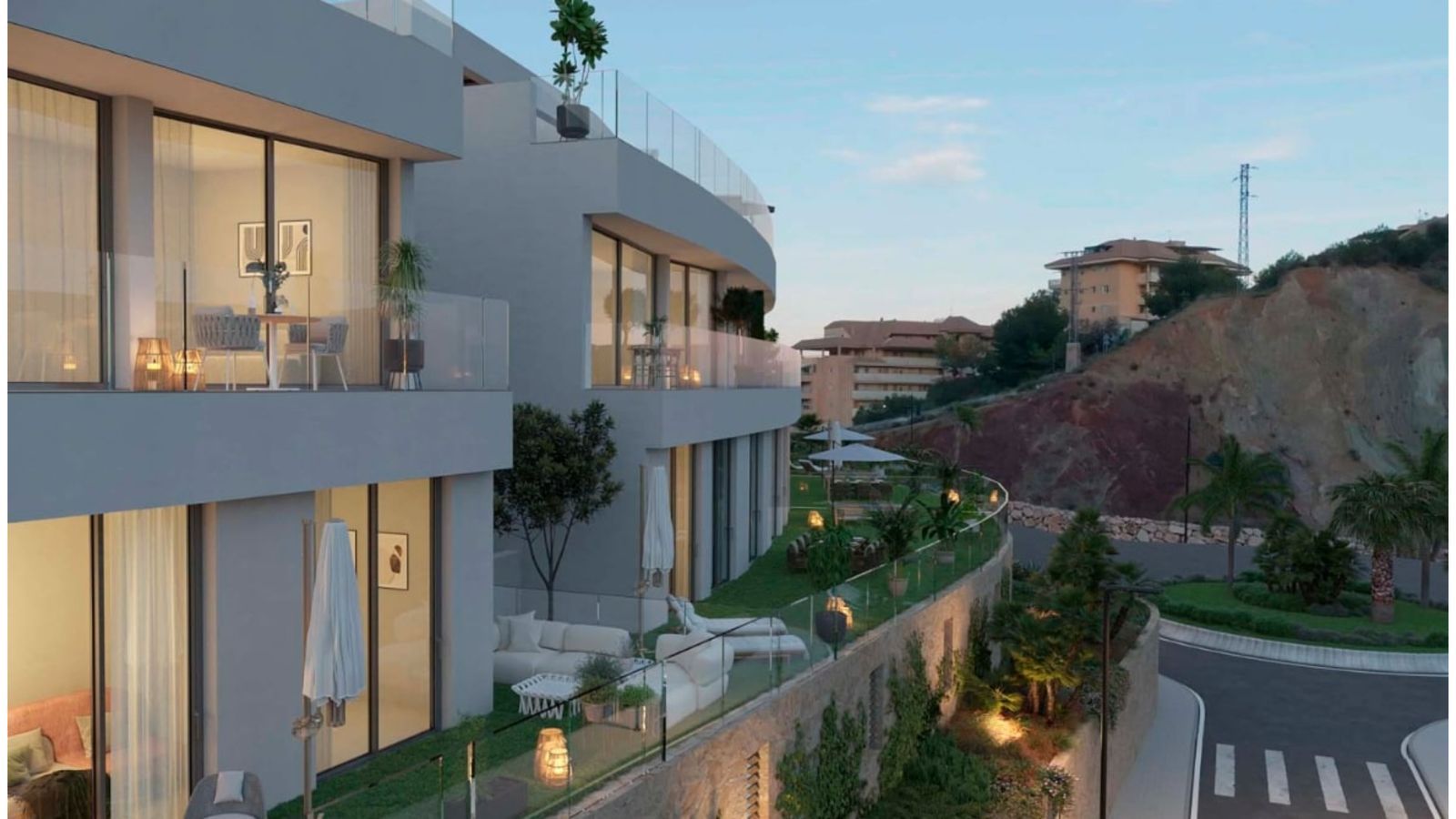 Apartamentos modernos con balcones con vistas al mar en The Kos.